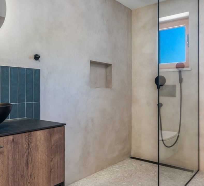 Caffe roto, Concrete, mat kupaonica mikrocement